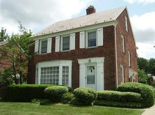 2311 Traymore Rd, University Heights, OH 44118