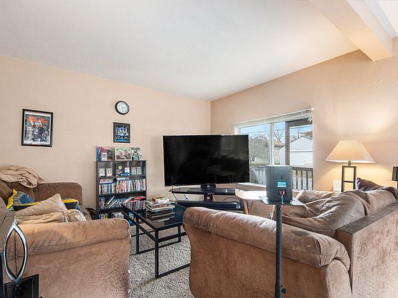 4th image of 2163 Galewood Ave SW