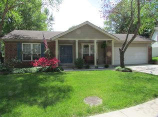 7151 Sugar Spring Ct, Saint Louis, MO 63129