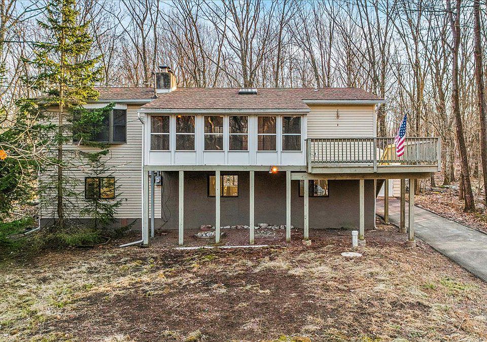 144 Birch Dr, Blakeslee, PA 18610 | MLS #PAMR2003228 | Zillow