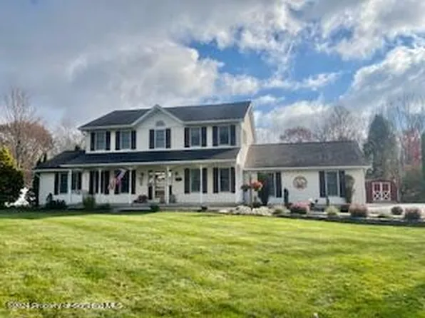 34 Andrew Dr, Jermyn, PA 18433