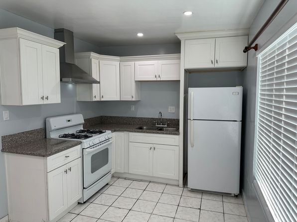 825-829 S Townsend St #2B-1BA-1000SQFT