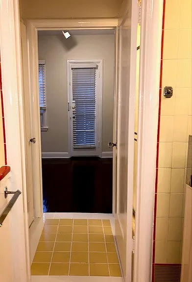 Bedroom/Guest room/Office