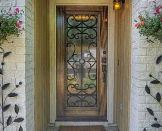 4th image of 16703 Anjou Ln
