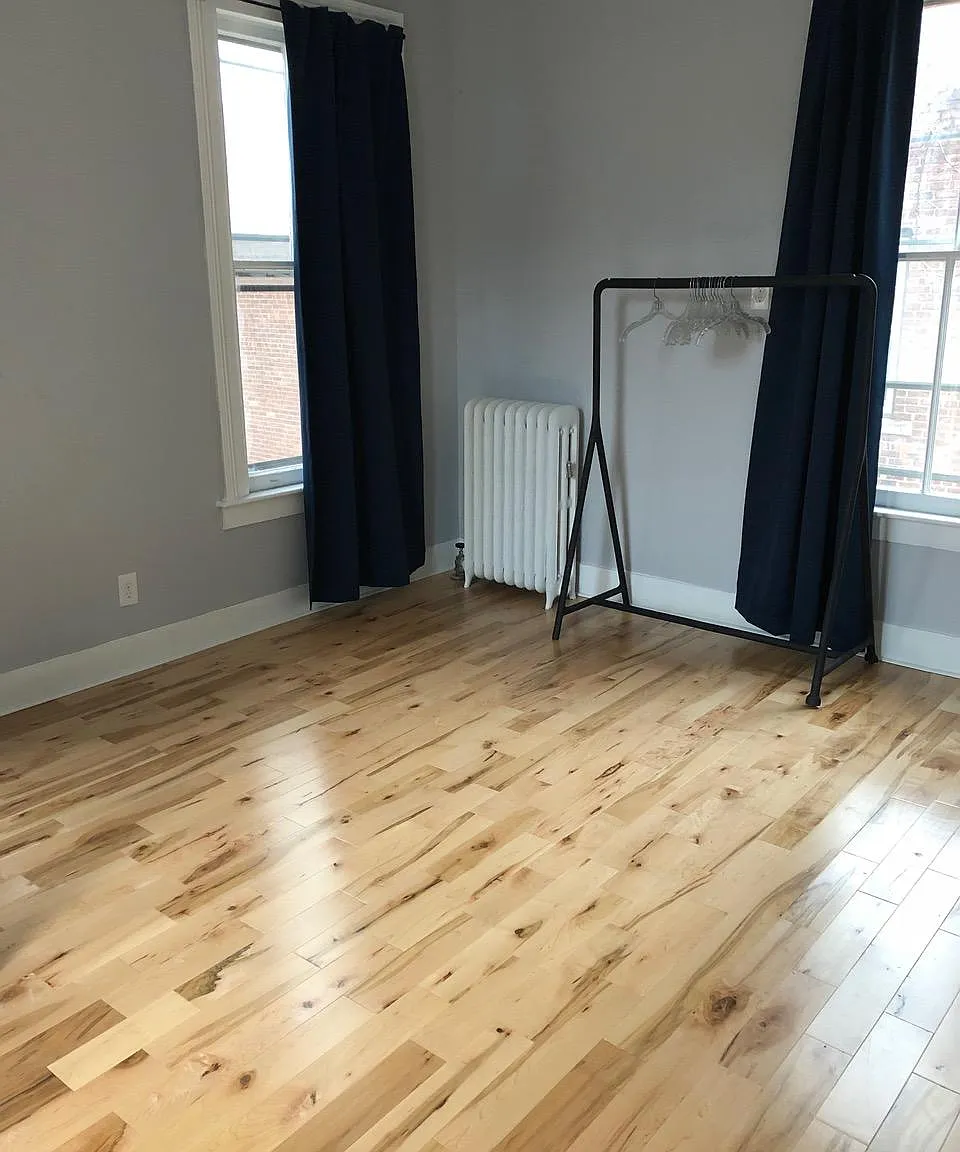 Studio, 210 sqft, $1,200 — Photo 2