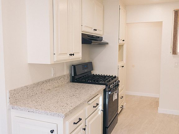 4th image of 3817 Marlesta Dr