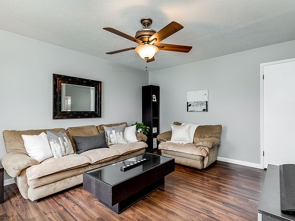 Updated ranch in Hazelwood 