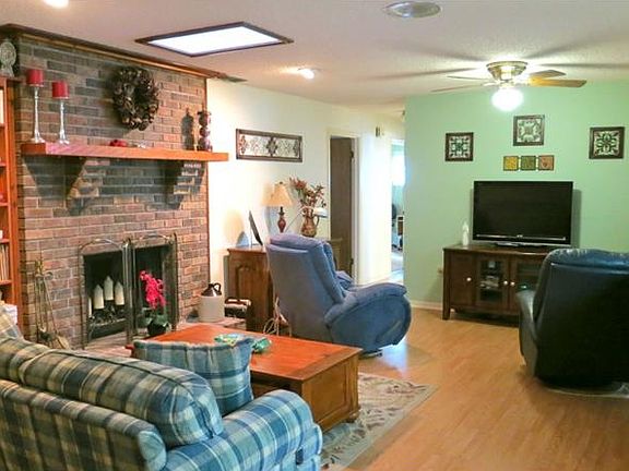 2nd image of 1851 Stella Ct E