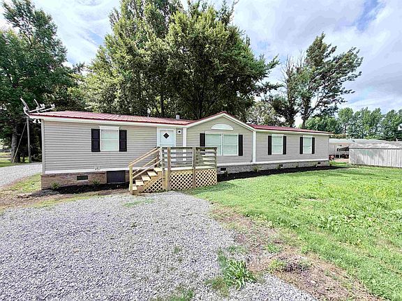 2nd image of 1655 Fayne Rd