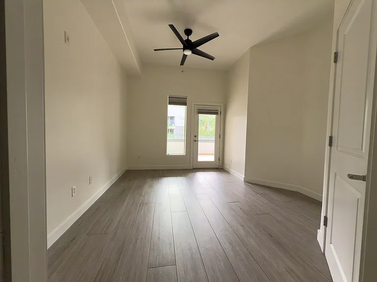 945 E Playa Del Norte Dr #2010 — Photo 14