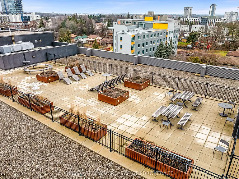 308 Lester St #401 — Photo 23