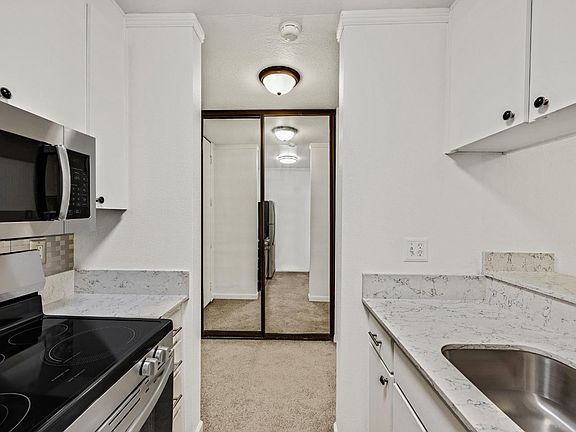 3rd image of 1324 Shelter Creek Ln