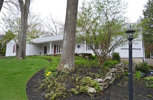 1st image of 9 Fairhaven Rd