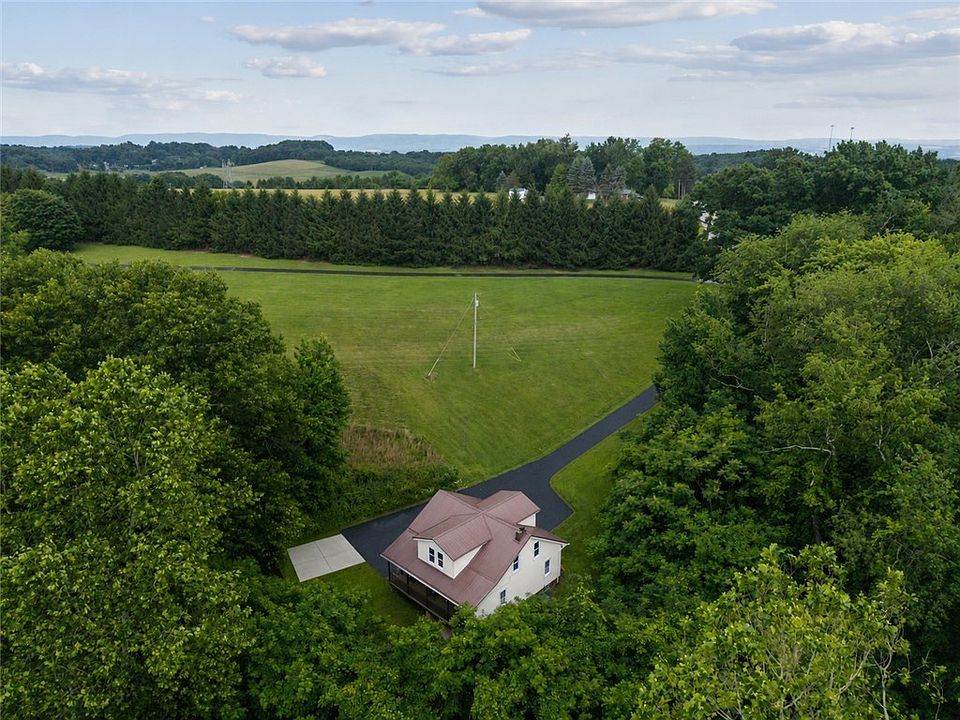1st image of 617 Pacek Rd
