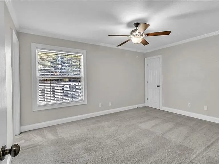 4430 Tilly Mill Rd — Photo 17