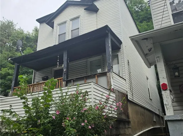 920 Rothpletz St, Pittsburgh, PA 15212