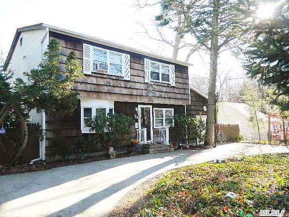 2nd image of 21 Dorchester Rd