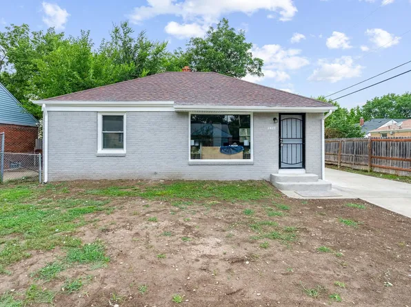 2027 N Spruce St, Wichita, KS 67214