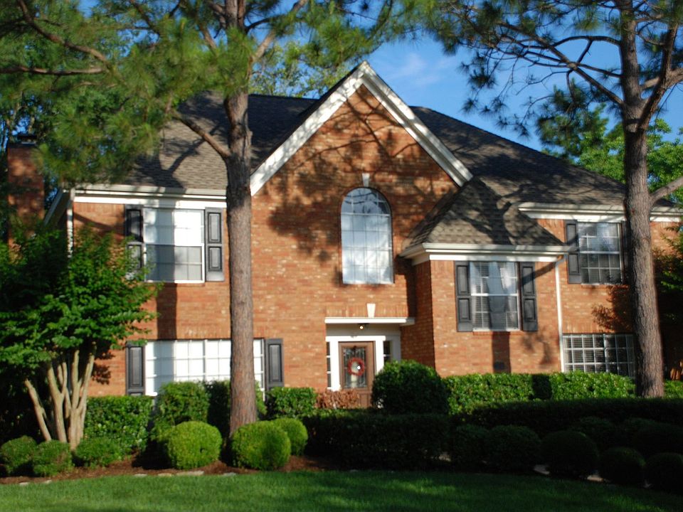 1st image of 2106 Brook Haven Dr