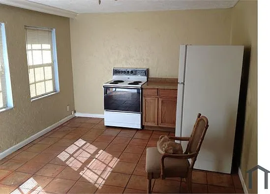 1711 SW 4th Ave #4 — Photo 7