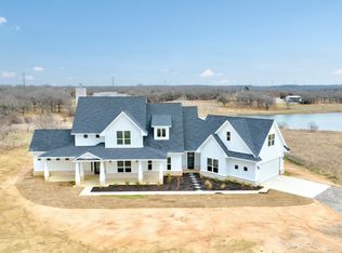 117 Mustang Springs Cir, Sunset, TX 76270