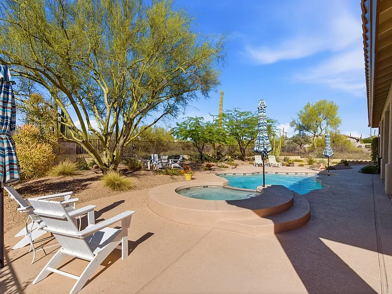 7592 E Monterra Way — Photo 33