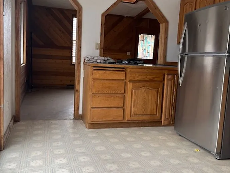 1102 Hamilton St — Photo 1