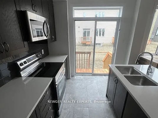 191 Invention Blvd — Photo 10