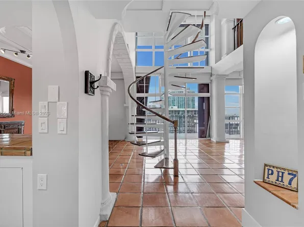 1865 Brickell Ave, Miami, FL 33129