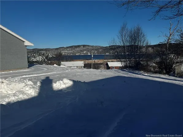 17 Brandy Cres, Grand Bay Westfield, NB E5K 2W9