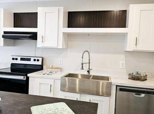 325 Bass Haven Dr, Defuniak Springs, FL 32433