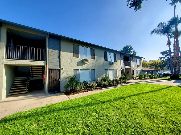 Anza Oaks Apartments — Photo 5