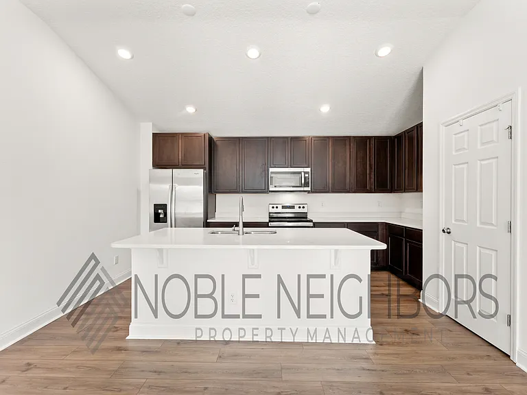 2907 Lucille Ln Middleburg FL
Noble Neighbors Property Management