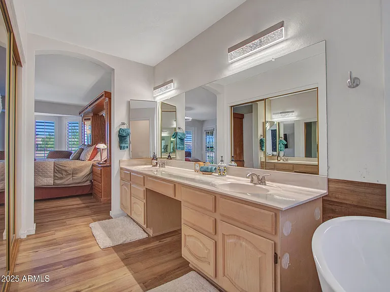 9343 W Escuda Dr — Photo 32