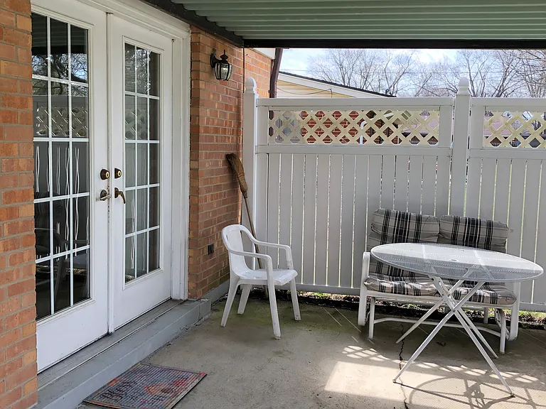 319 Winnimac Ave — Photo 22