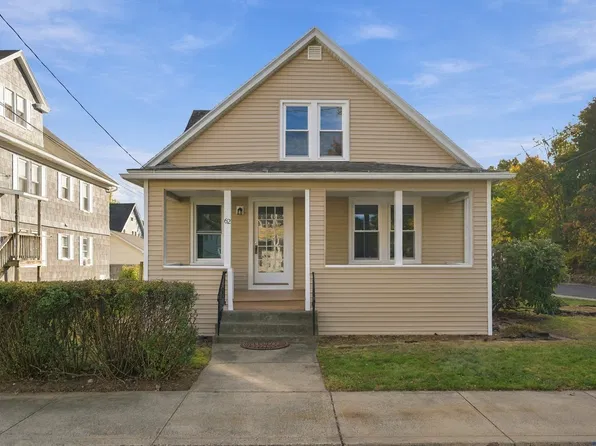 62 Brookline Ave, Holyoke, MA 01040
