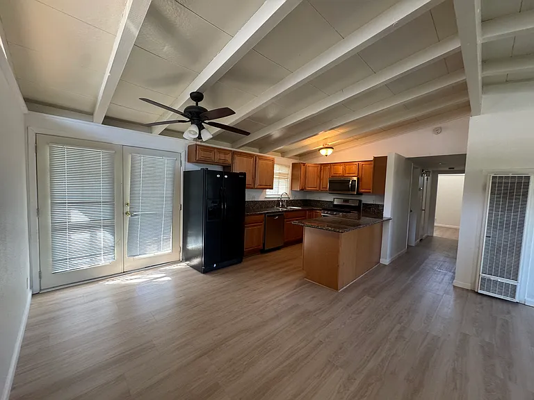 1531 Minnesota St — Photo 5