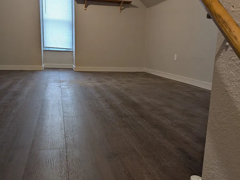 709 E 22nd St #3 — Photo 13