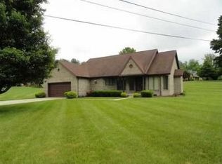 1 Beth Ln, Milton, WV 25541