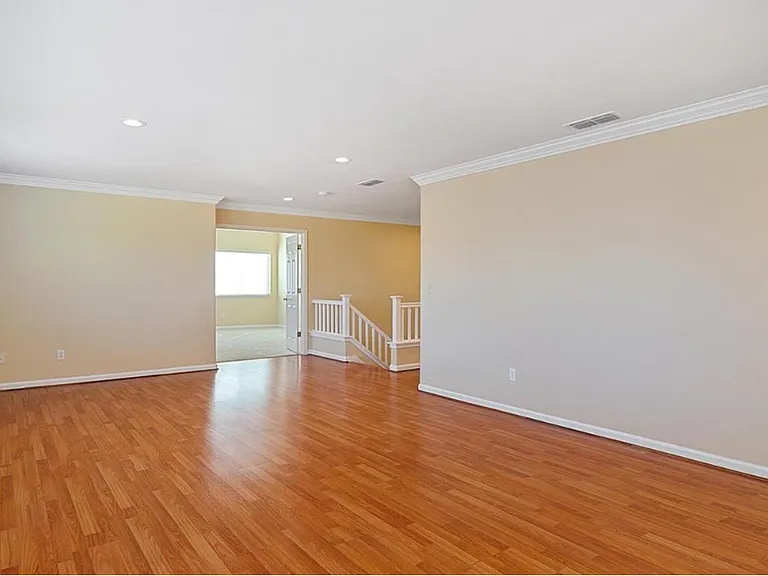 4594 Crabapple Ct — Photo 12