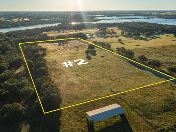 435 Smith Ranch Rd, Tioga, TX 76271