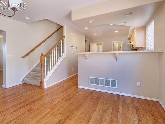 3rd image of 2259 Pinyon Jay Dr