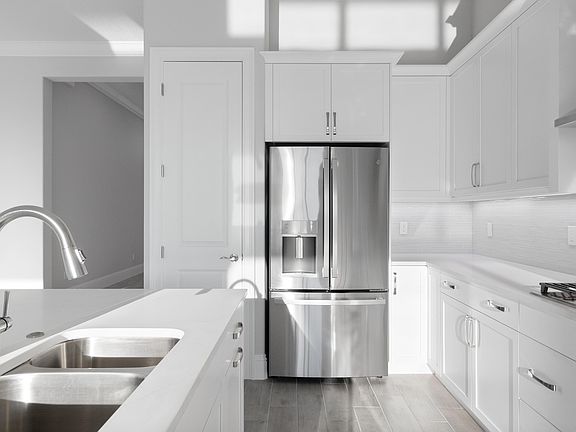 Kitchen Monarch Grande Model