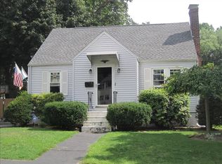 16 Geneva St, Worcester, MA 01602