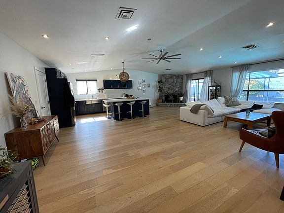 2nd image of 4651 Settler St