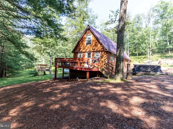 219 Main Rd, Spring Mills, PA 16875
