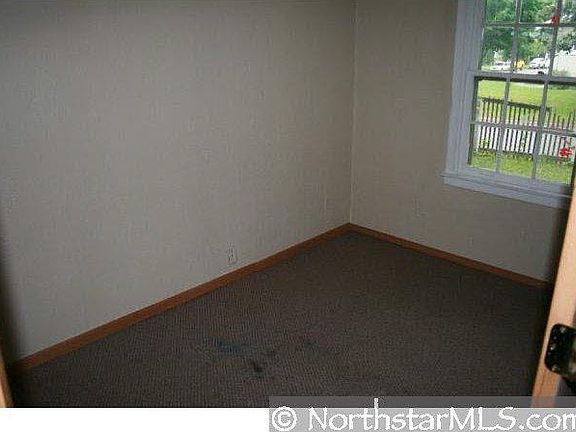 4th image of 516 SE Johanna Avenue