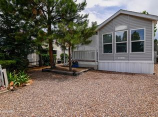 2263 Hanging Tree Ln, Overgaard, AZ 85933