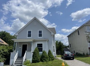 121 Delmont Ave, Worcester, MA 01604
