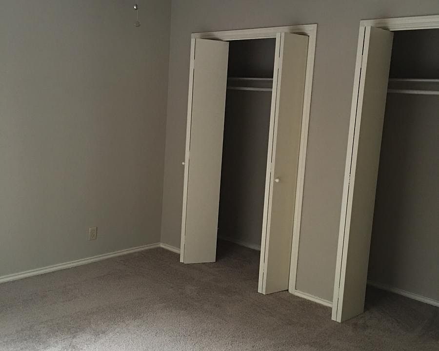 Double closets in bedrooms